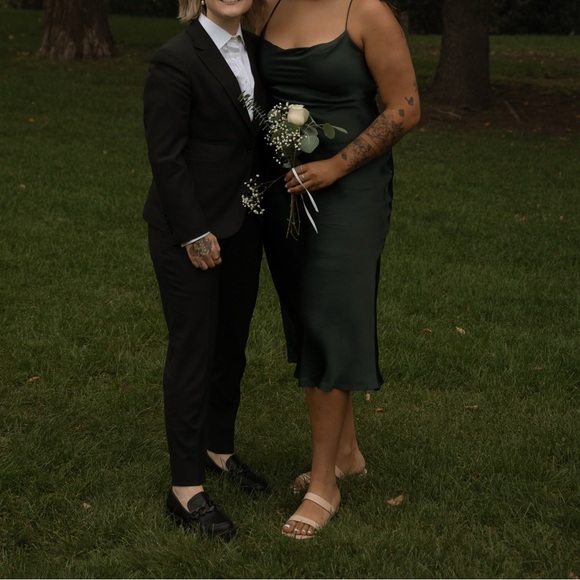 Poshmark Bowen dress - Picture 2 of 5